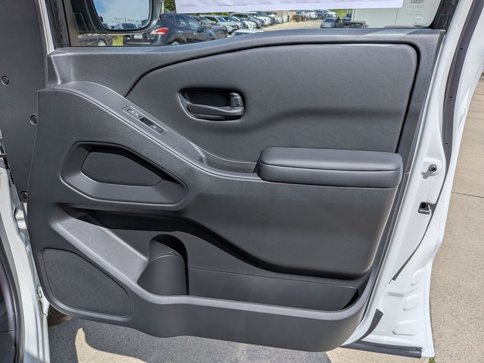 New 2026 Glacier White Nissan Crew Cab SV image 30