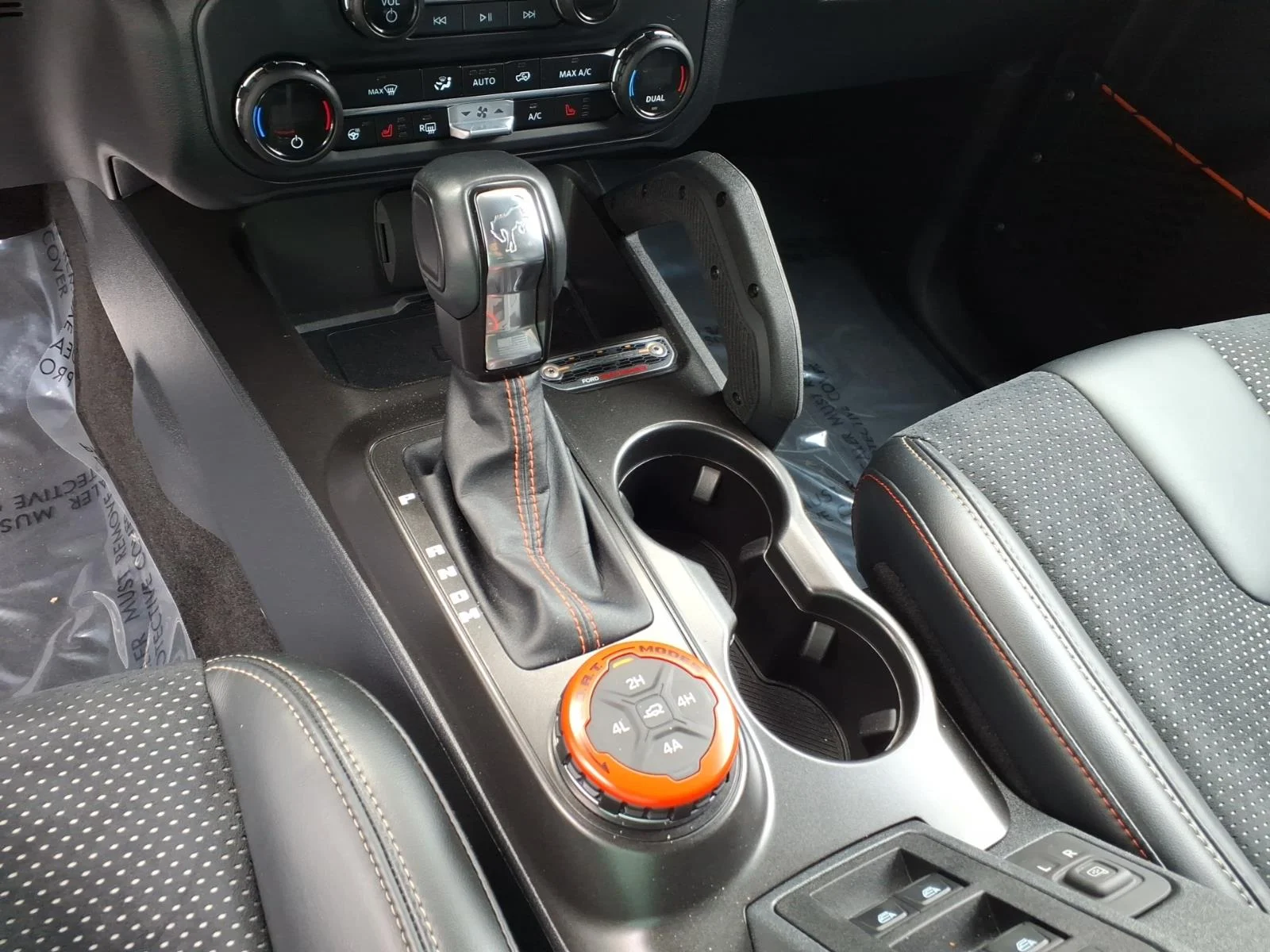 2023 Ford Bronco 4-Door Raptor - Photo 10