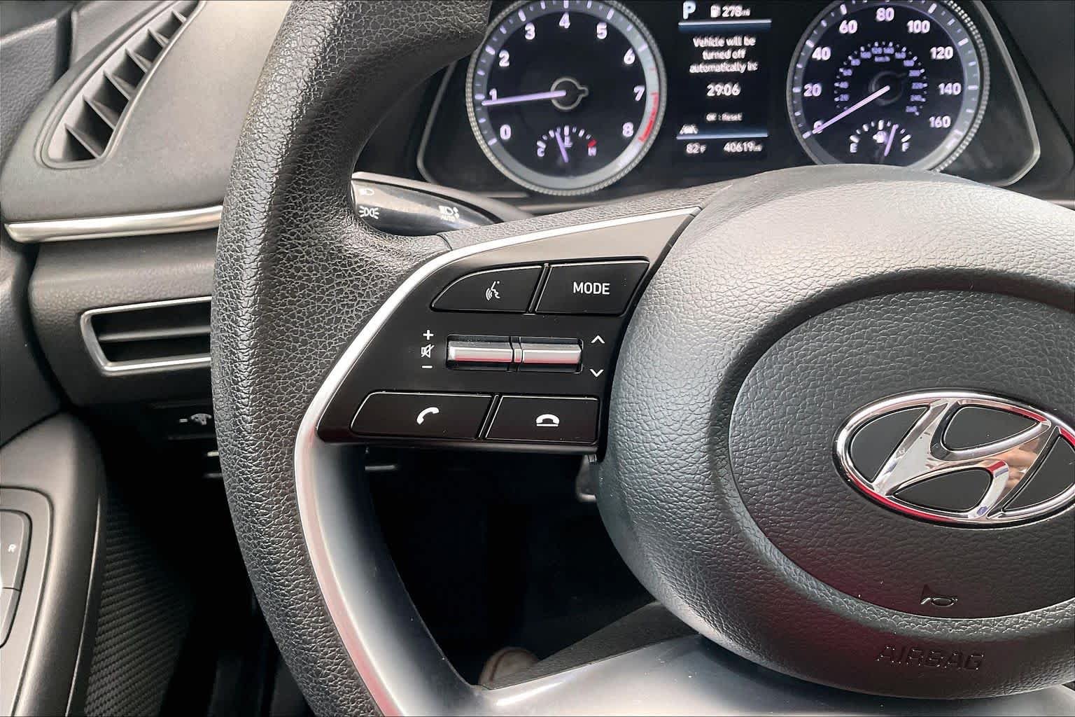 Used 2023 Hampton Gray Hyundai SEL image 23