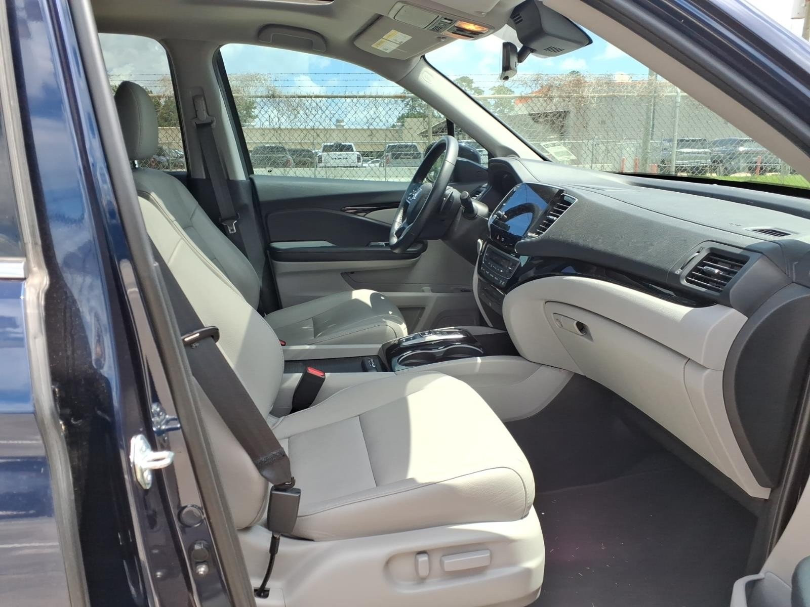 2022 Honda Pilot Touring 7-Passenger Blue at AutoNation Chrysler Jeep Dodge Ram Spring