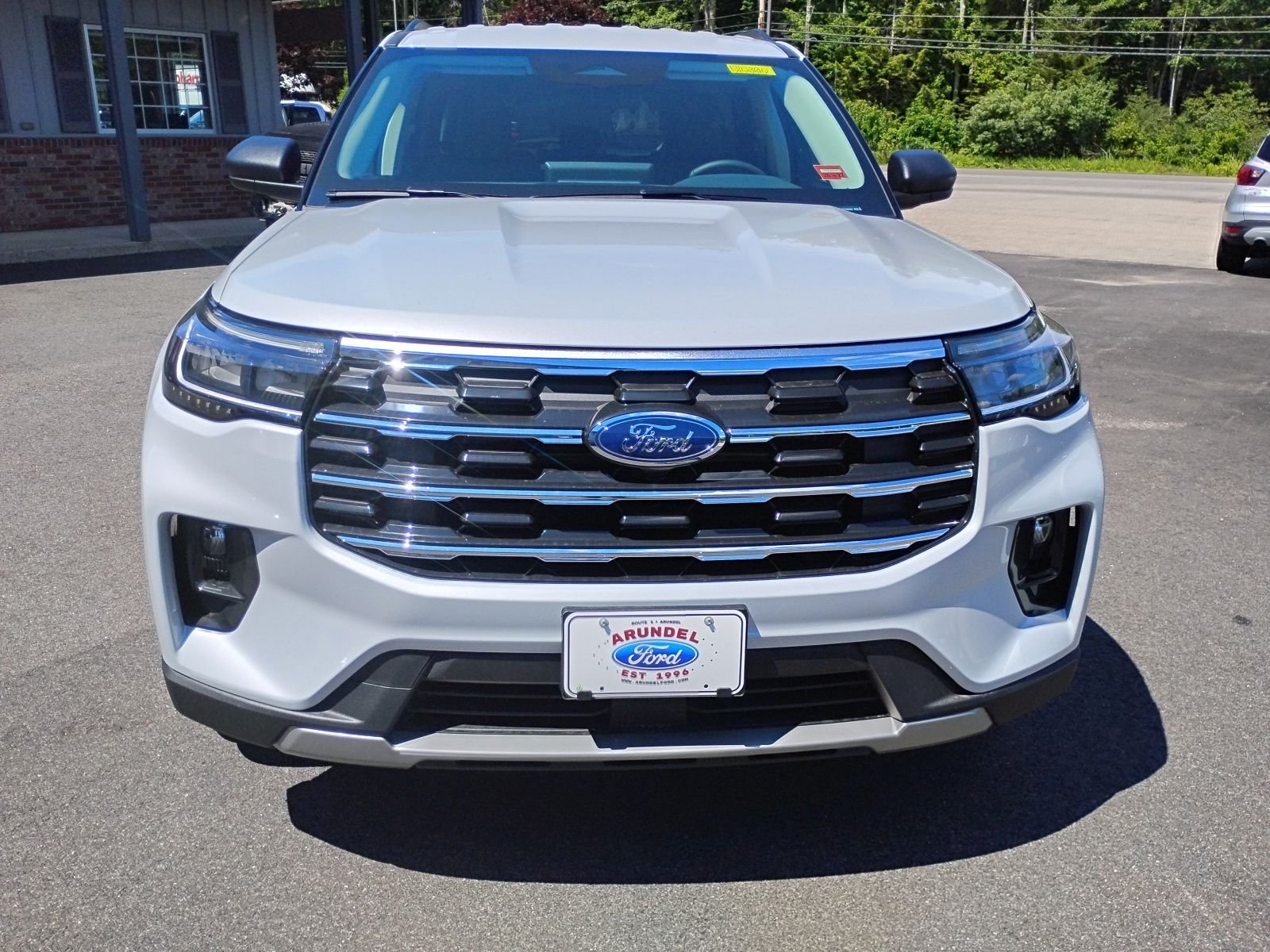 New 2026 Space White Metallic Ford Active image 2