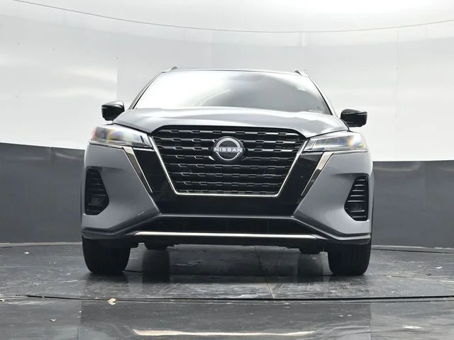 Used 2023 Gray Nissan SR image 54