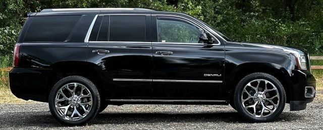 Used 2017 Onyx Black GMC Denali image 10