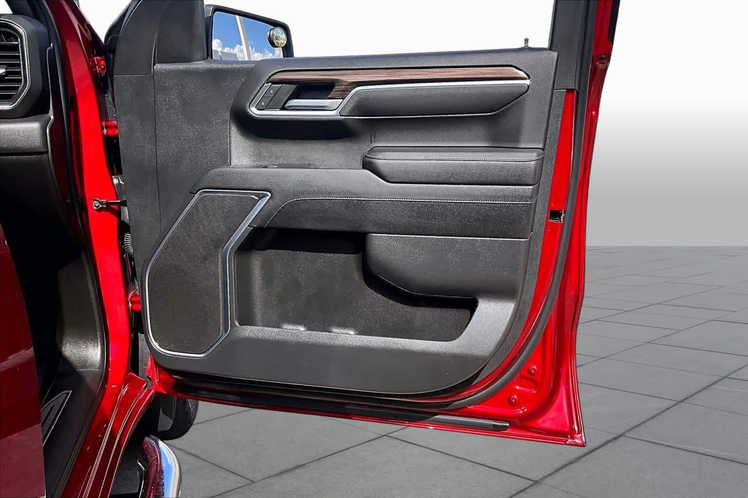 Used 2023 Radiant Red Tintcoat Chevrolet LT image 23