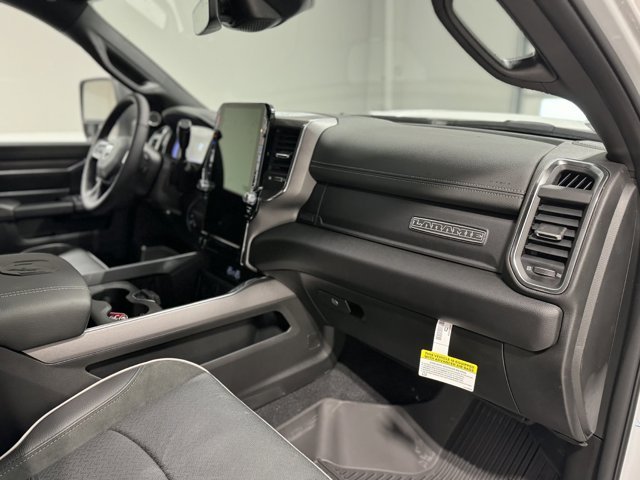2026 RAM 2500 Laramie - Photo 25