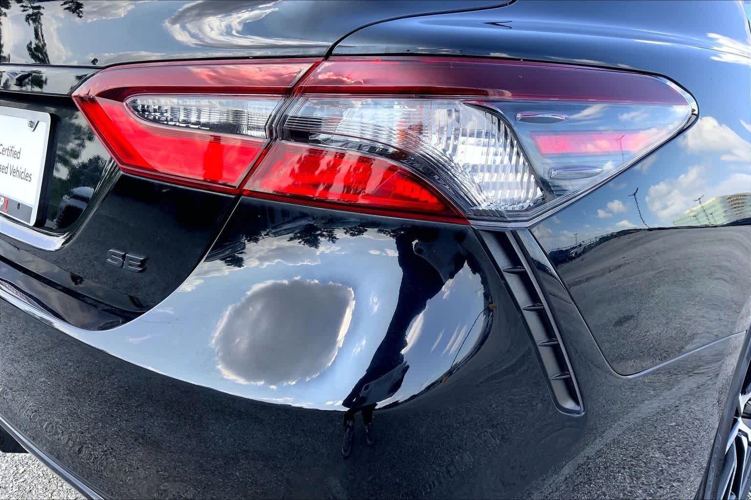 Used 2022 Midnight Black Metallic Toyota SE image 30