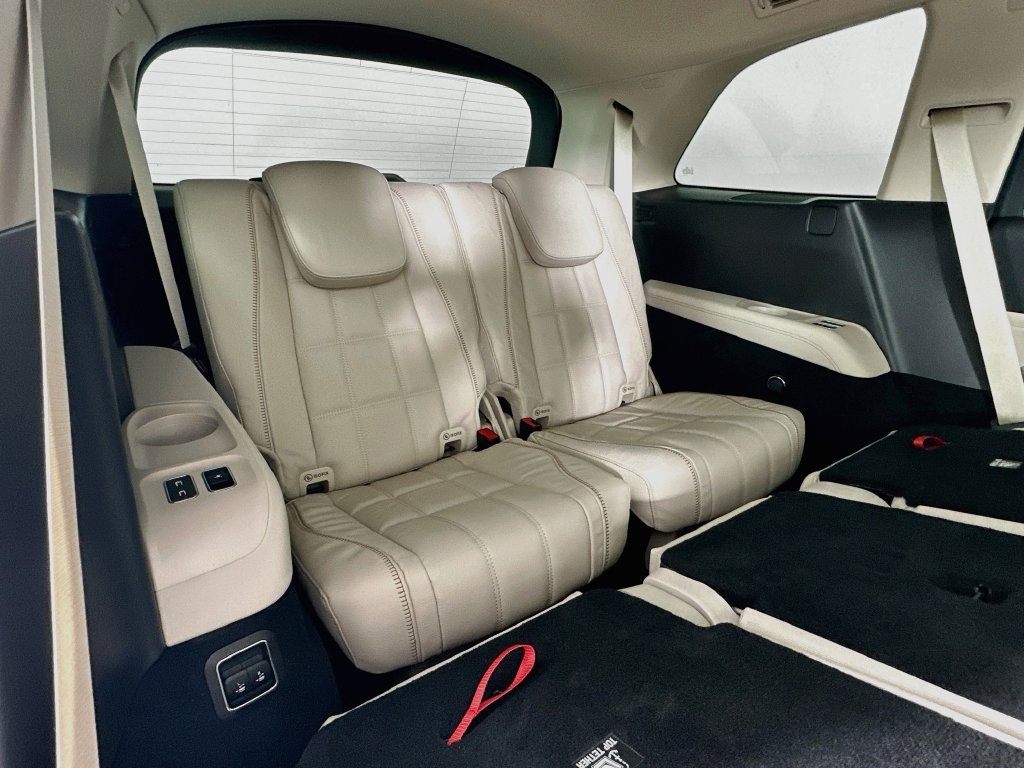 New 2027 MANUFAKTUR Moonlight White Metallic Mercedes-Benz GLS 450 image 61