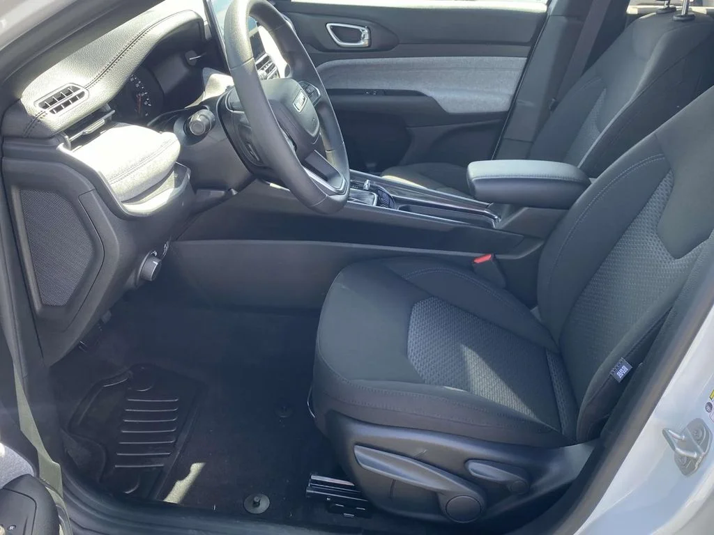 Used 2024 White Jeep Sport image 15
