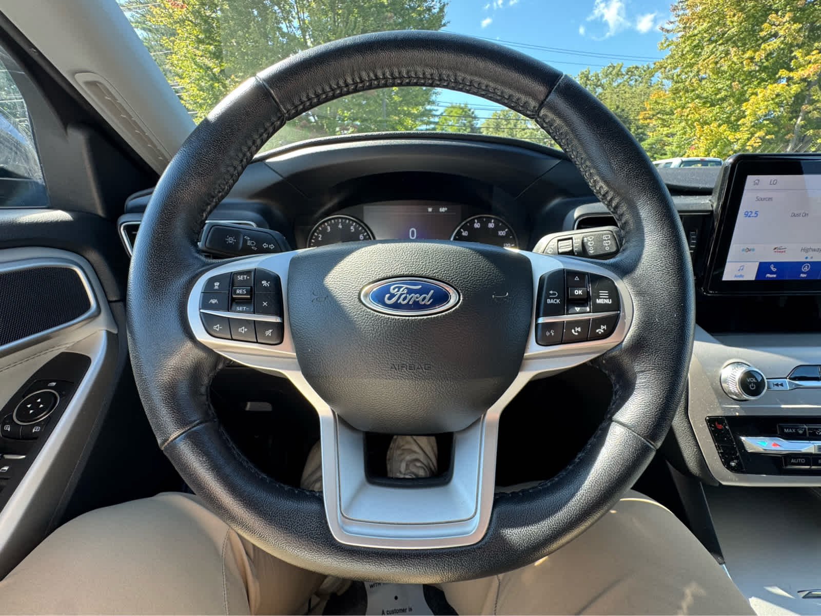 Used 2023 Agate Black Ford XLT image 18