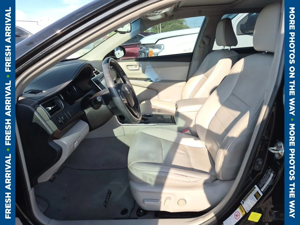 Used 2017 Black Toyota XLE image 9