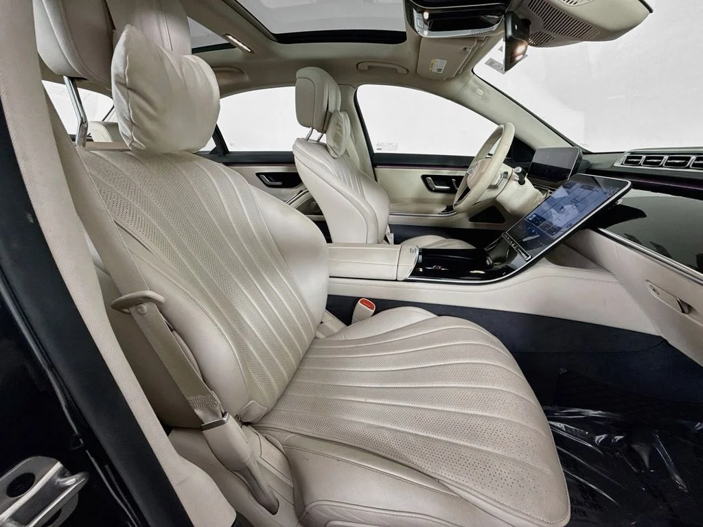 Used 2023 Gray Mercedes-Benz S 500 image 29