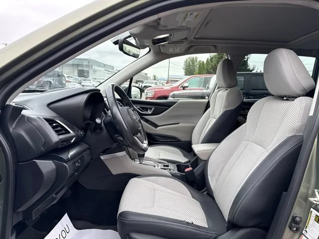 Used 2020 Jasper Green Metallic Subaru Premium image 22