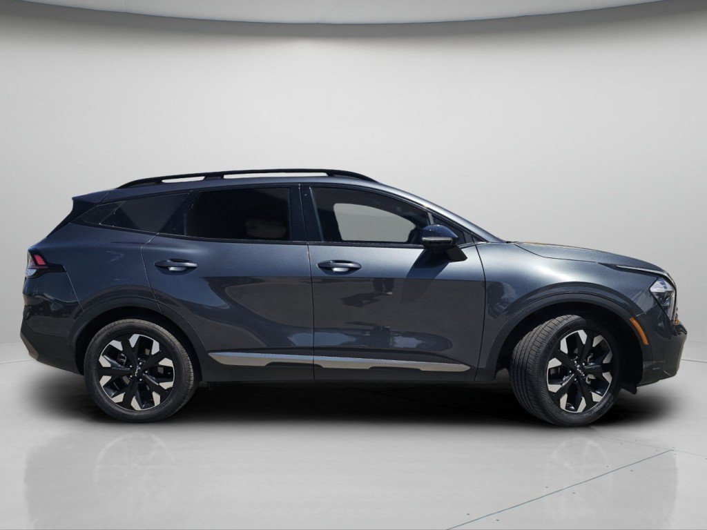 Certified Used 2023 Gravity Gray Kia X-Line image 27