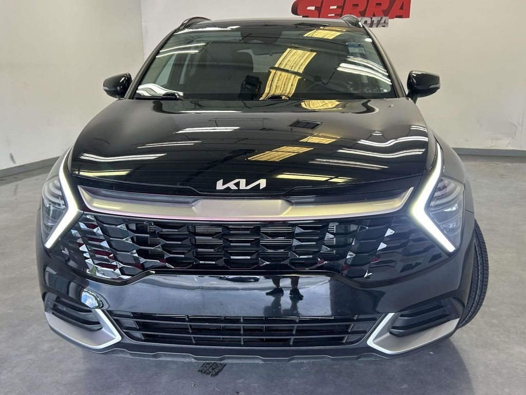 Used 2025 Black Kia EX image 8