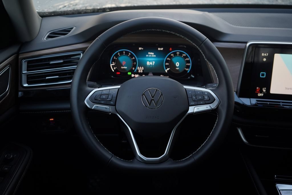 New 2026 Deep Black Pearl Volkswagen SE w/Technology image 10