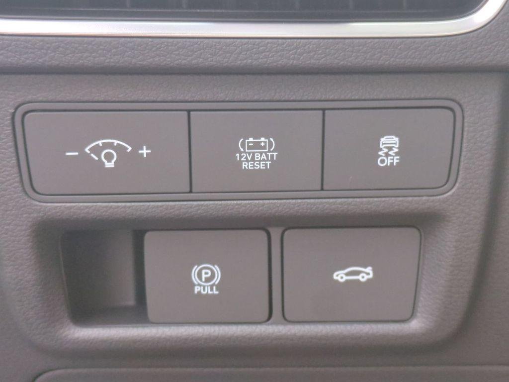 New 2026 Silver Hyundai SEL image 27