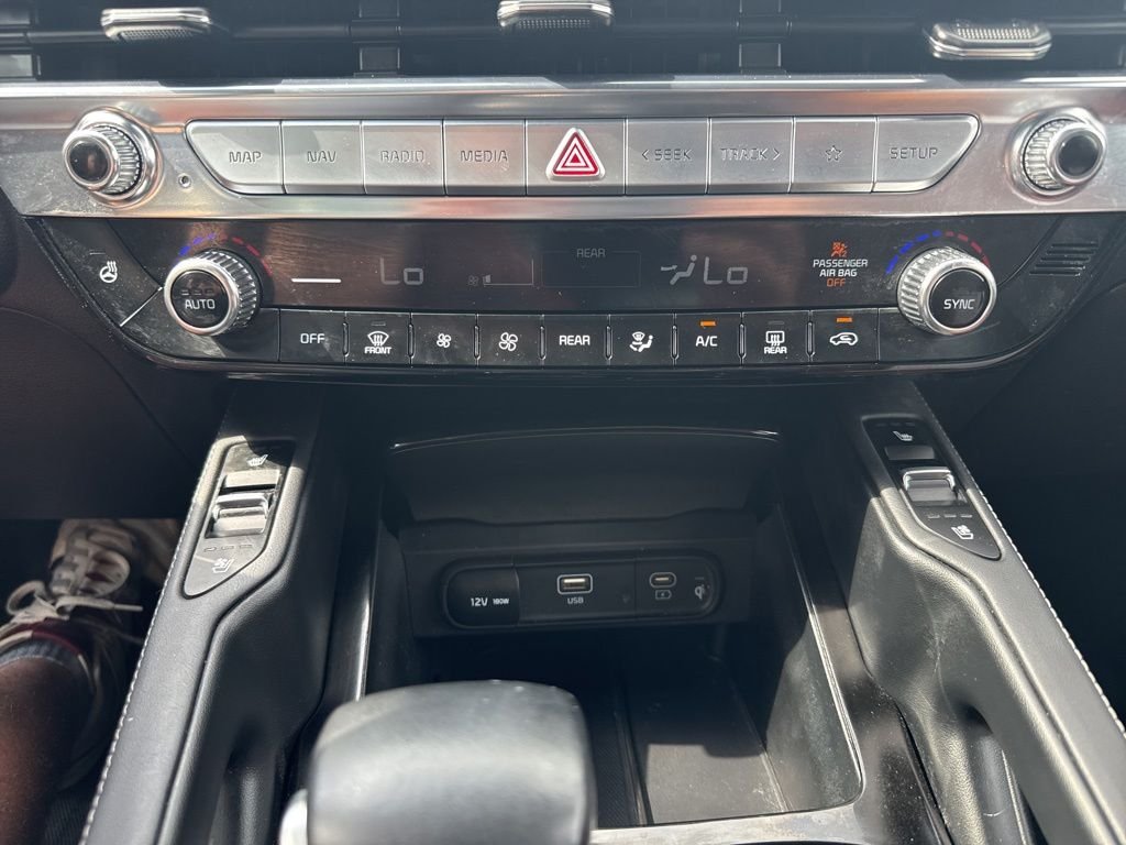 Used 2023 Black Kia SX X-Line image 21