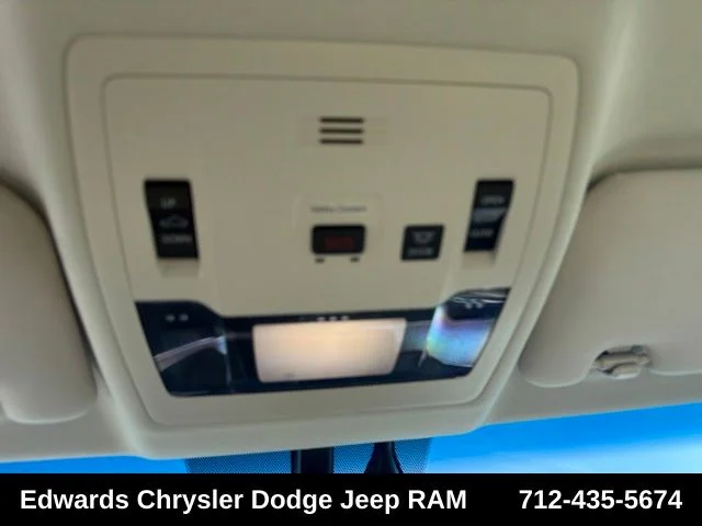Used 2016 Beige Lexus 350 image 17