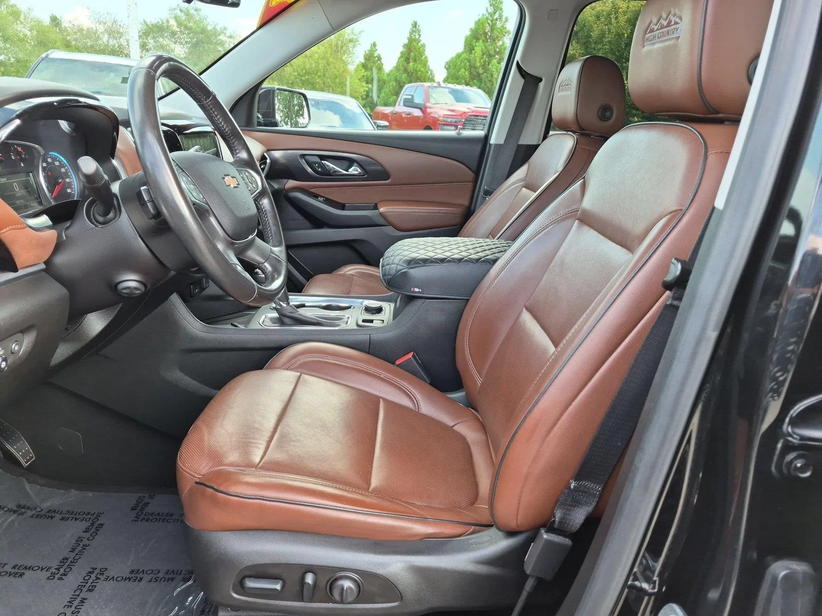 Used 2018 Mosaic Black Metallic Chevrolet High Country image 18