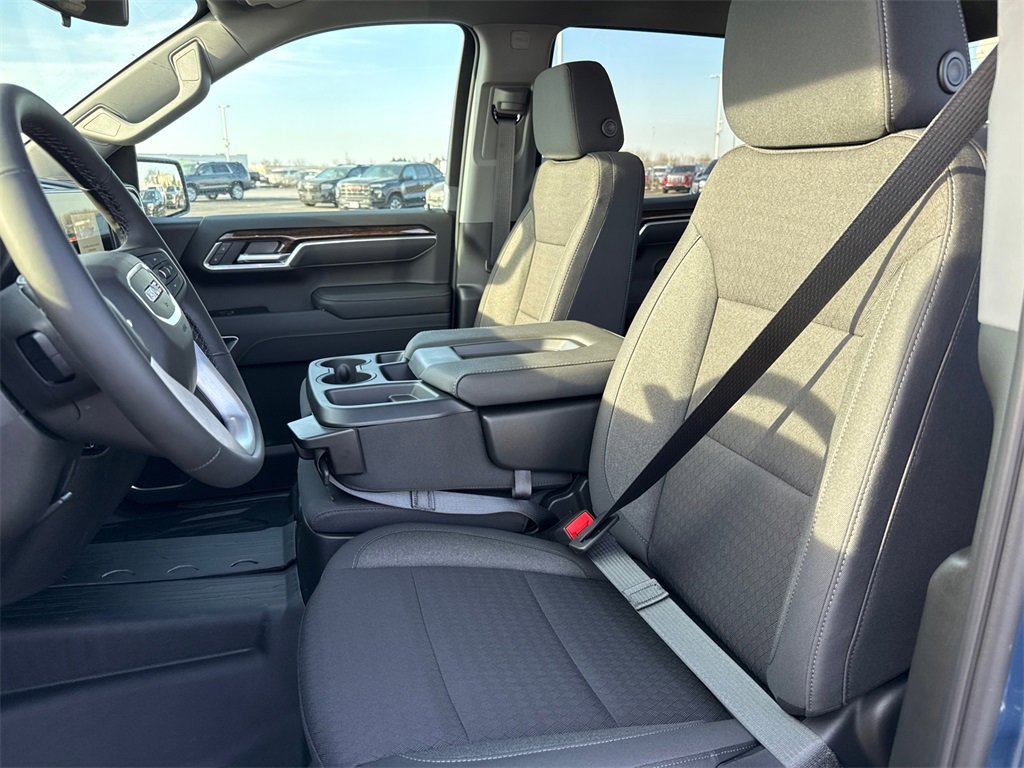 2026 GMC SIERRA - Image 15