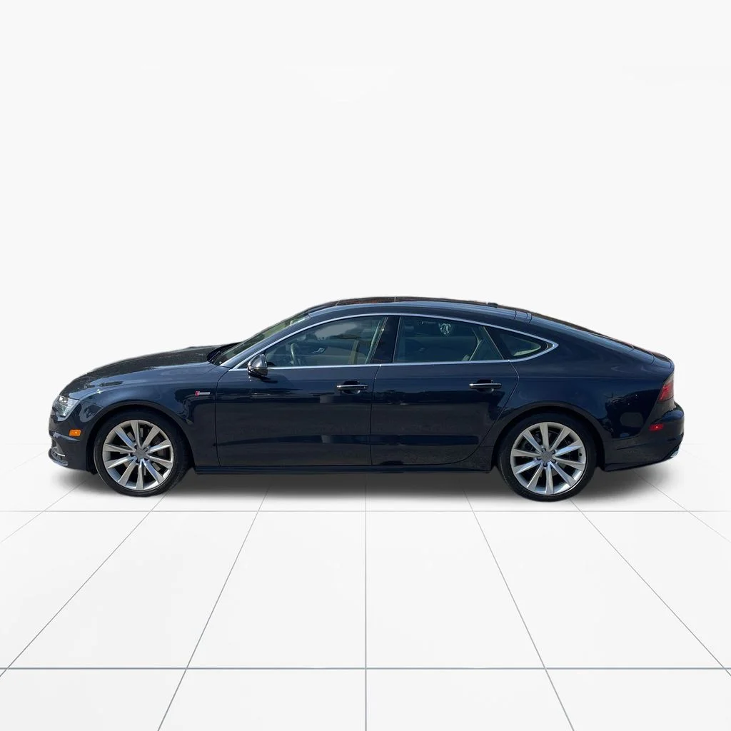 Used 2016 Moonlight Blue Audi 3.0T Prestige image 4