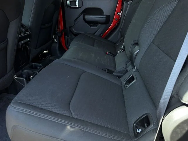 Used 2022 Red Jeep Sport image 12