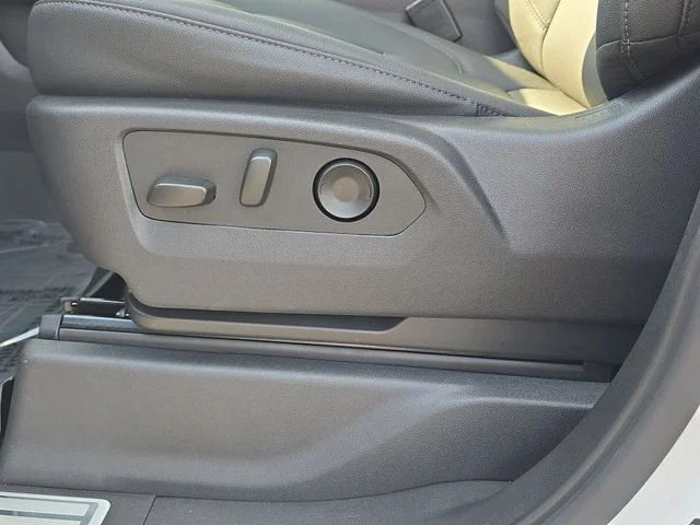Used 2026 White Chevrolet LT Trail Boss image 30