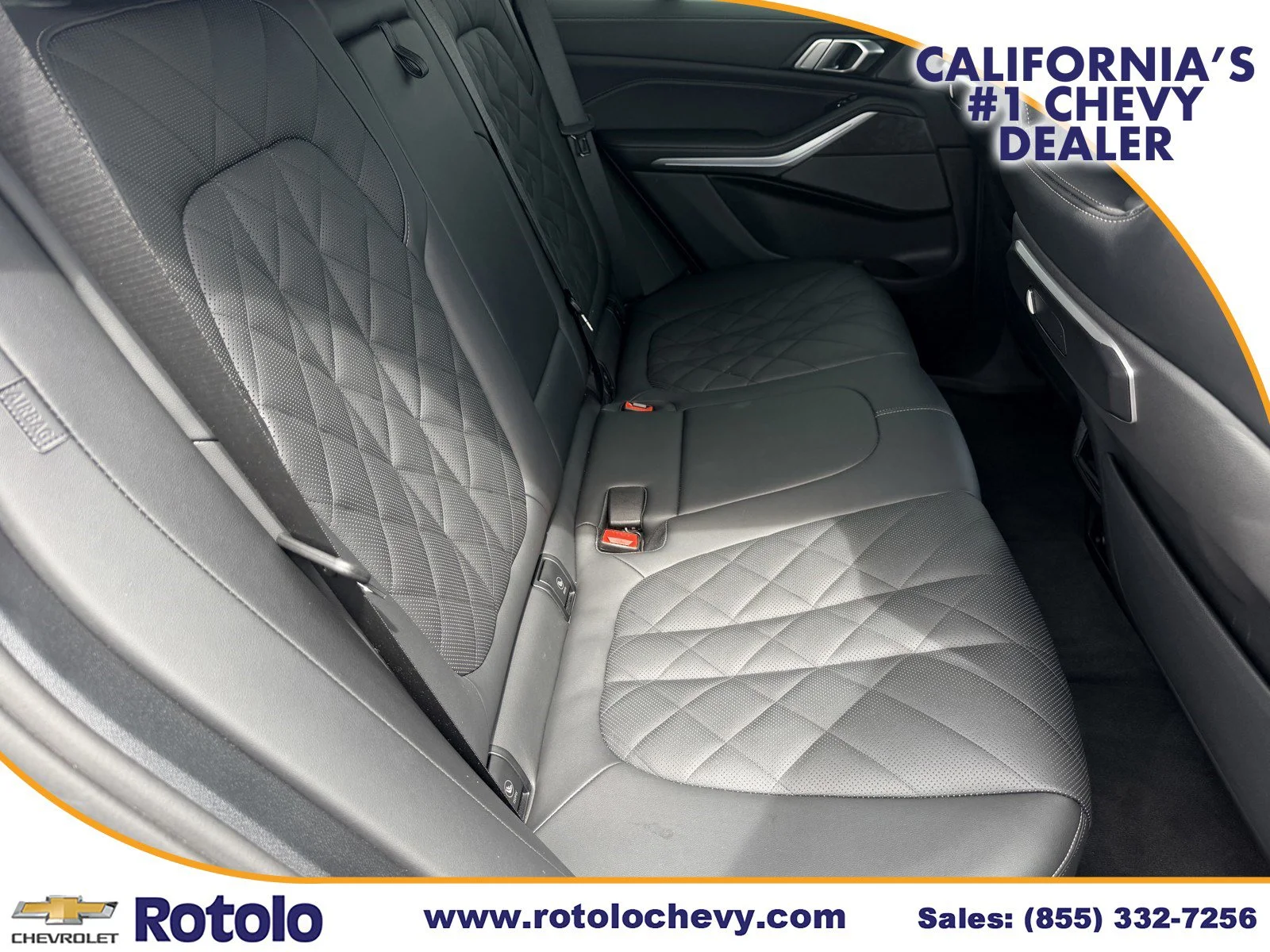 Used 2025 Gray BMW xDrive50e image 10