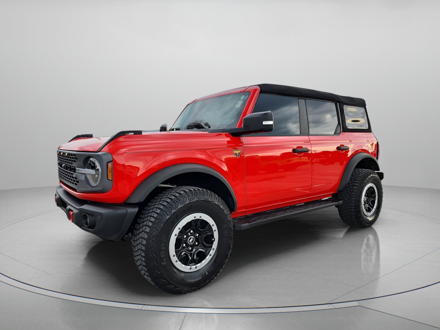 Used 2023 Race Red Ford Badlands image 1