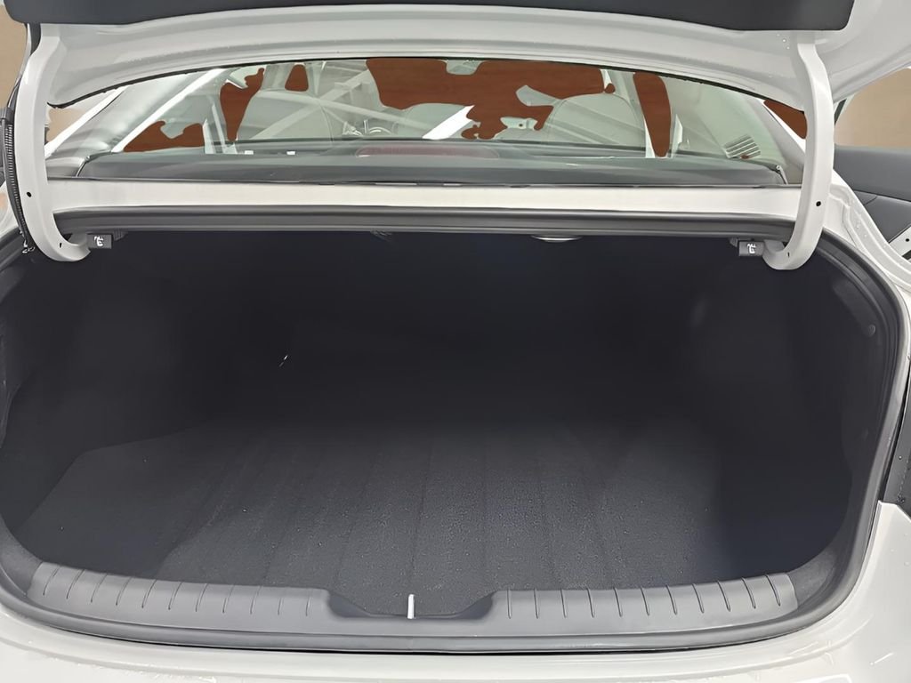 New 2026 White Hyundai Limited image 16