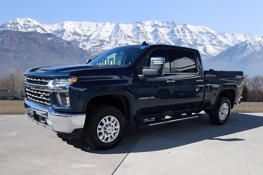 2020 Chevrolet Silverado 3500HD LTZ photo 2