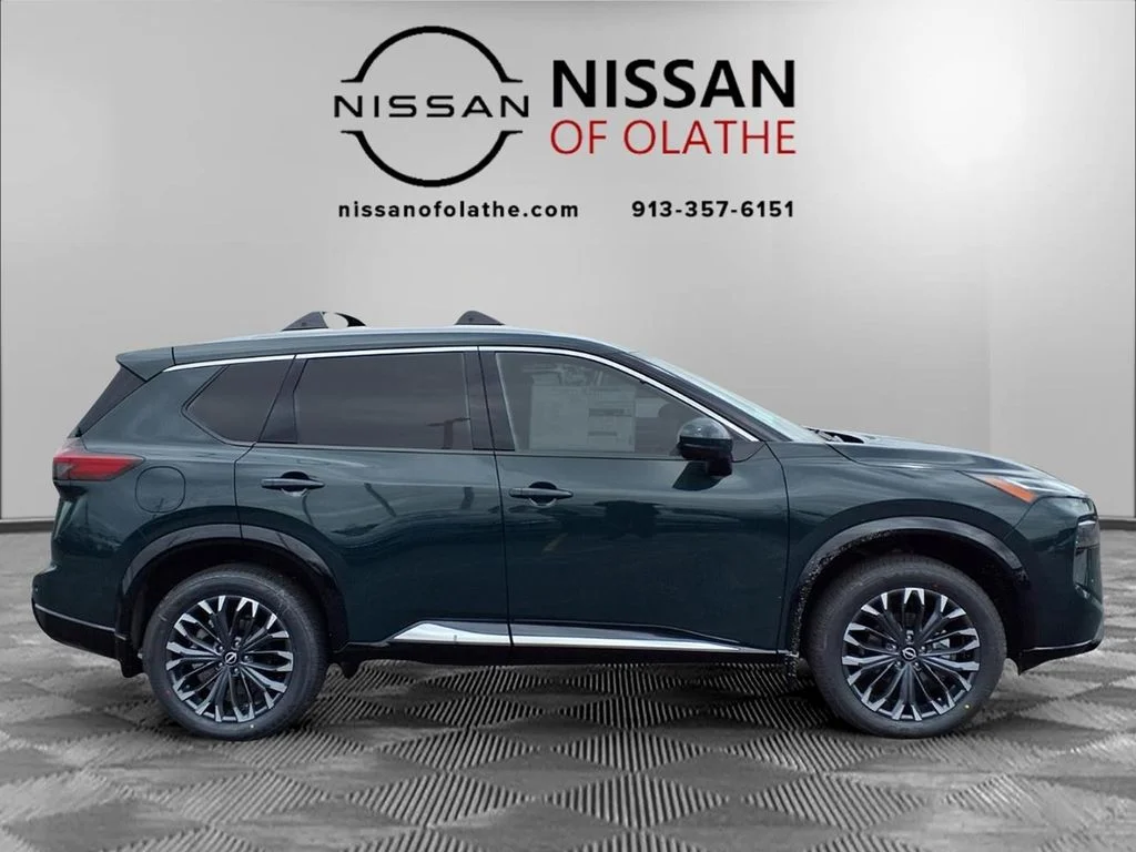 New 2026 Obsidian Green Pearl Nissan Platinum image 29