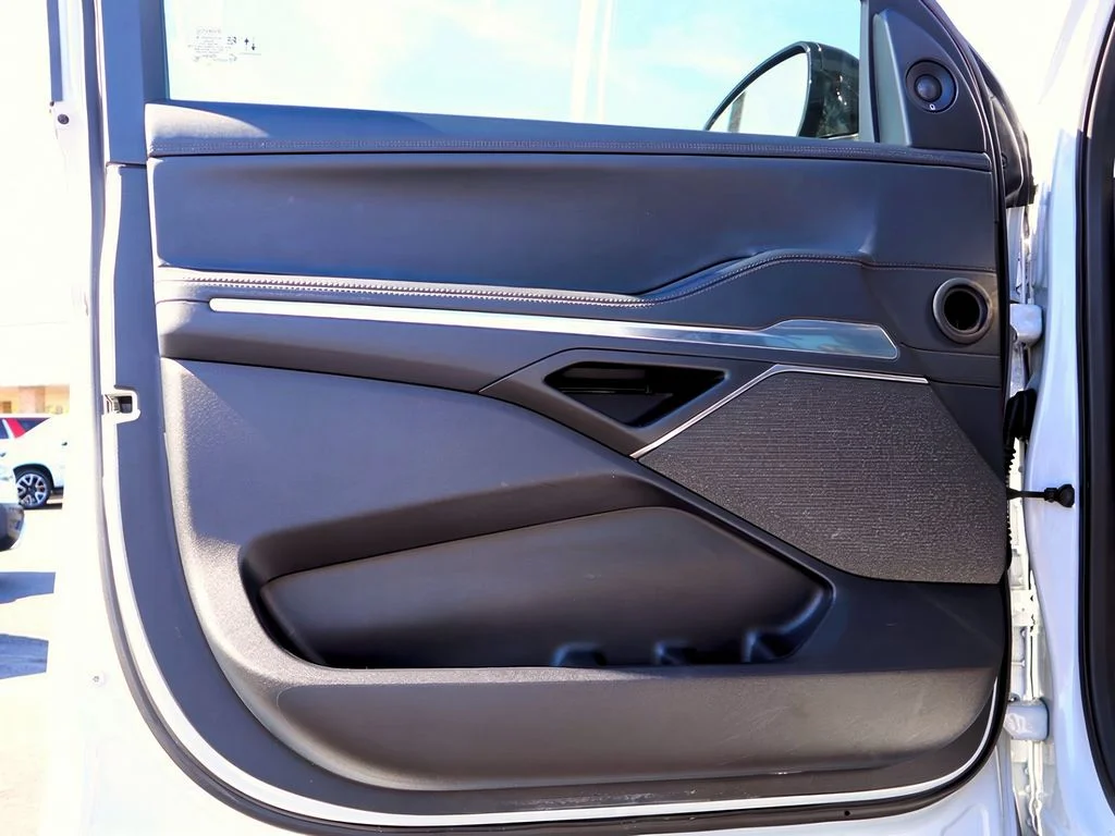 2025 Lincoln Navigator Reserve L - Photo 13