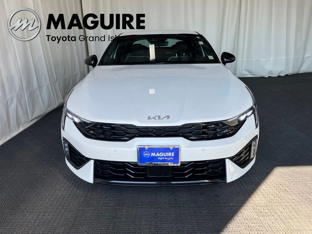 Used 2025 White Kia GT-Line image 33