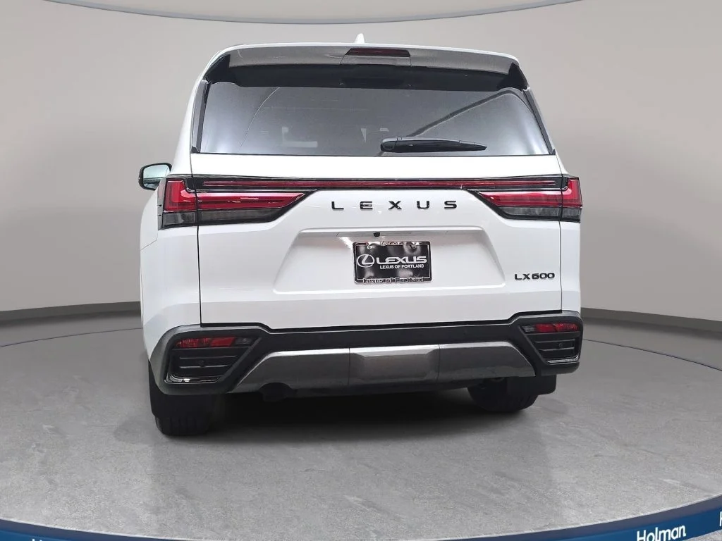 New 2026 Eminent White Pearl Lexus LUXURY image 6