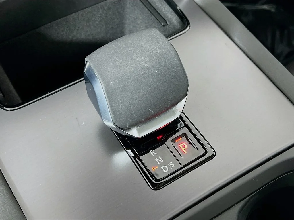 2025 Land Rover Discovery Sport S - Photo 17