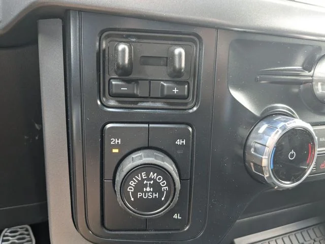 New 2026 Avalanche Ford XLT image 23