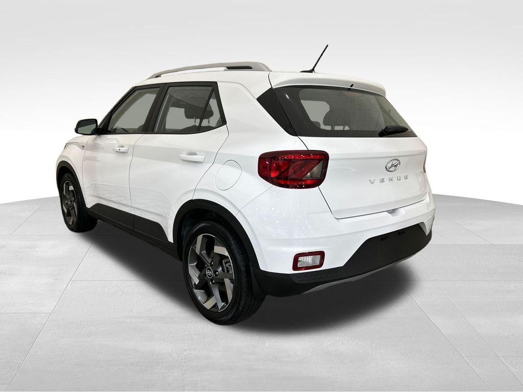 Used 2026 White Hyundai SEL image 3
