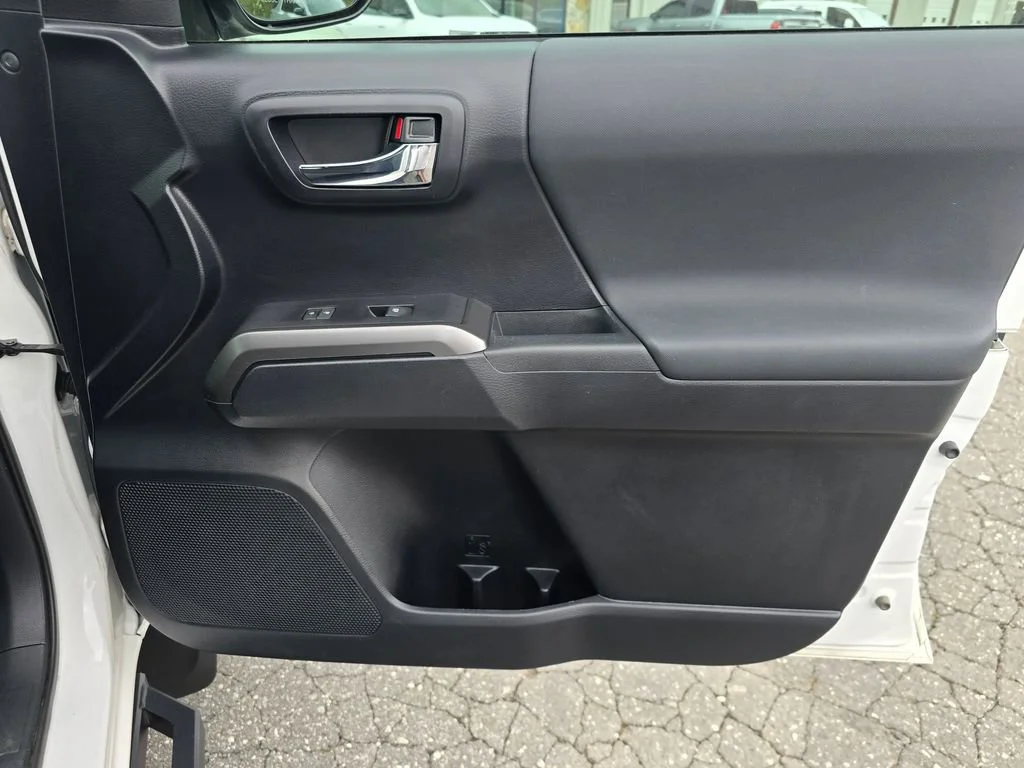 2019 Toyota Tacoma TRD Sport - Photo 45