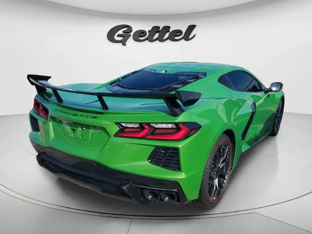 Used 2026 Roswell Green Metallic Chevrolet 1LT image 3