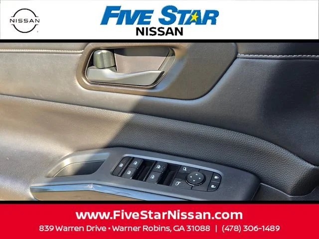 Used 2024 Gray Nissan S image 28
