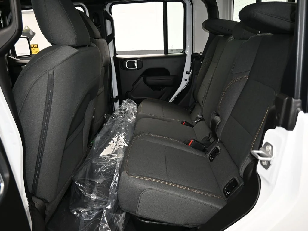 New 2026 Bright White Clear-Coat Exterior Paint Jeep Sport image 28
