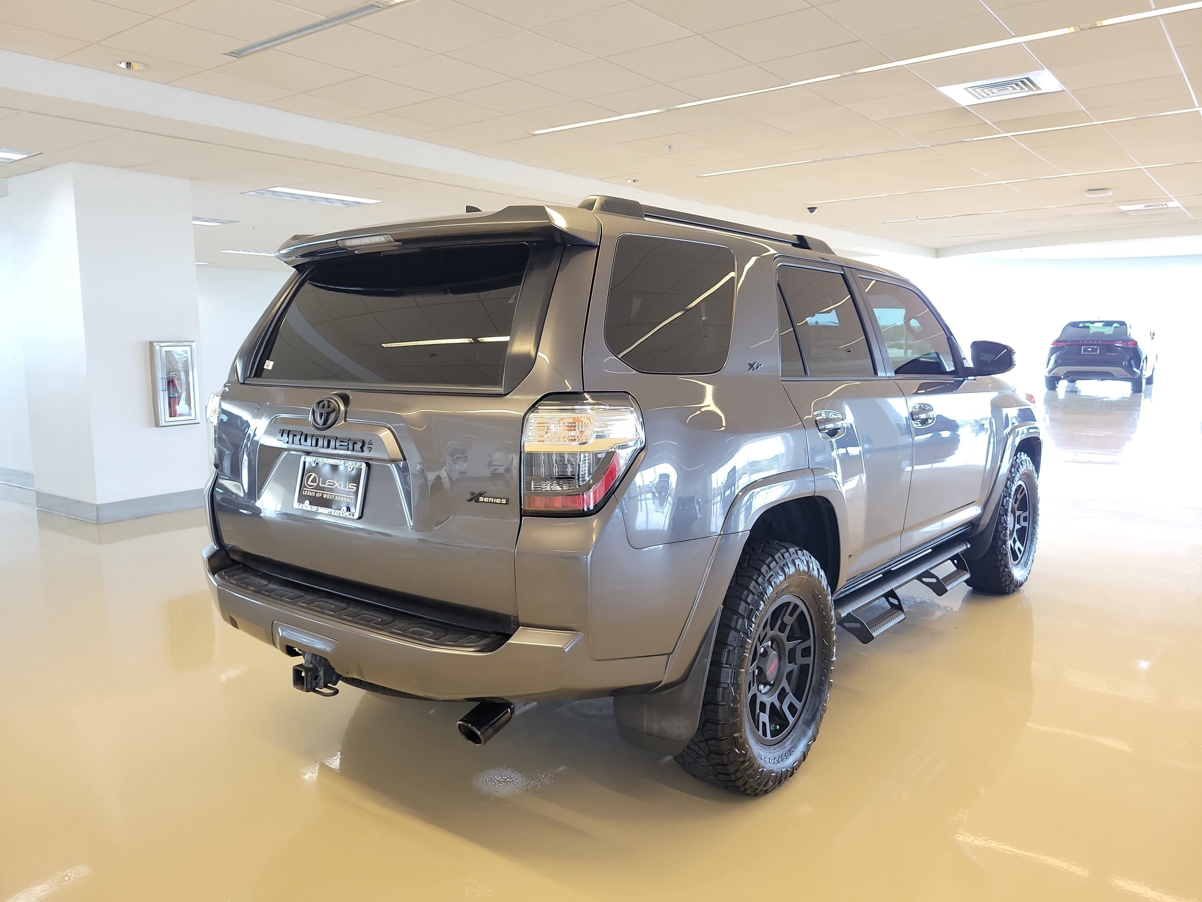 Used 2021 Magnetic Gray Metallic Toyota SR5 Premium image 8