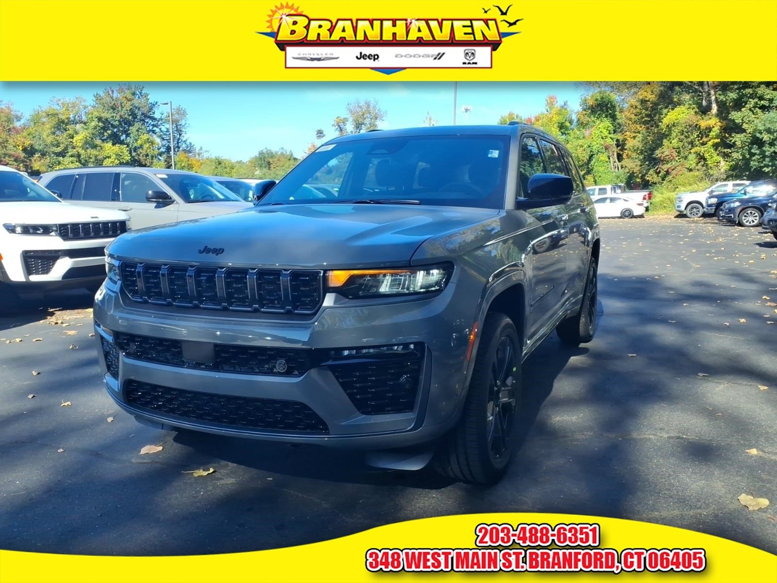 New 2027 Sting-Gray Clear-Coat Paint Jeep Limited Reserve image 1