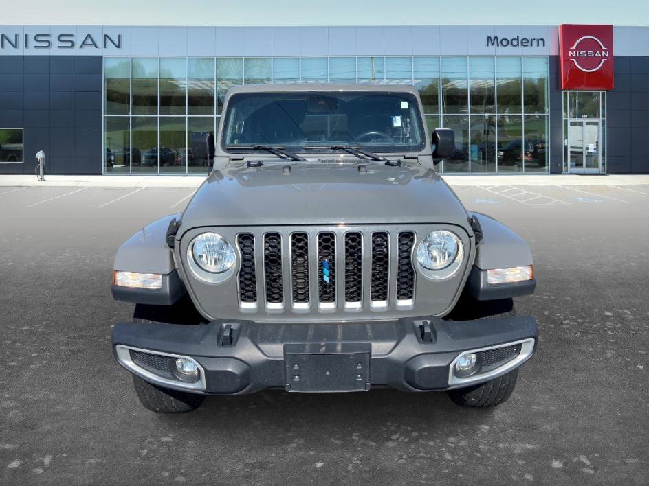 Used 2020 Sting-Gray Clearcoat Jeep Overland image 2