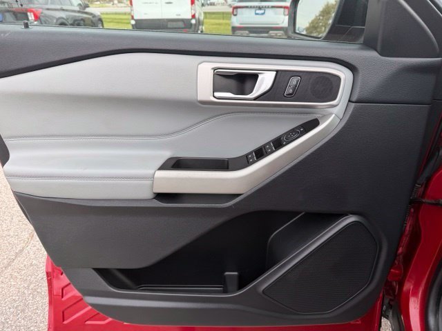 Certified Used 2022 Red Metallic Ford XLT image 18