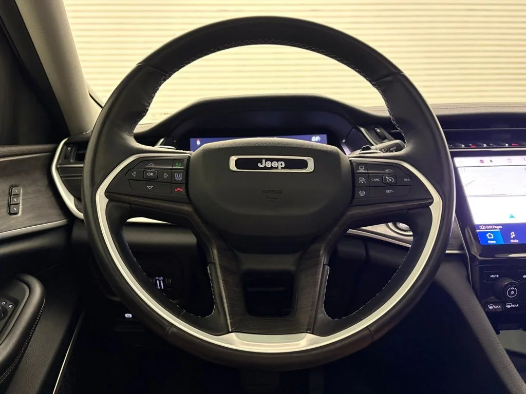 Used 2021 White Jeep Limited image 12
