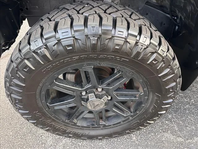 Used 2020 Gray Toyota SR5 image 37