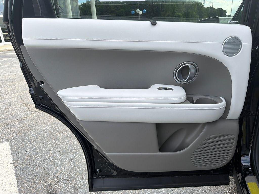 New 2026 Black Hyundai Blue SEL Premium 8P image 22