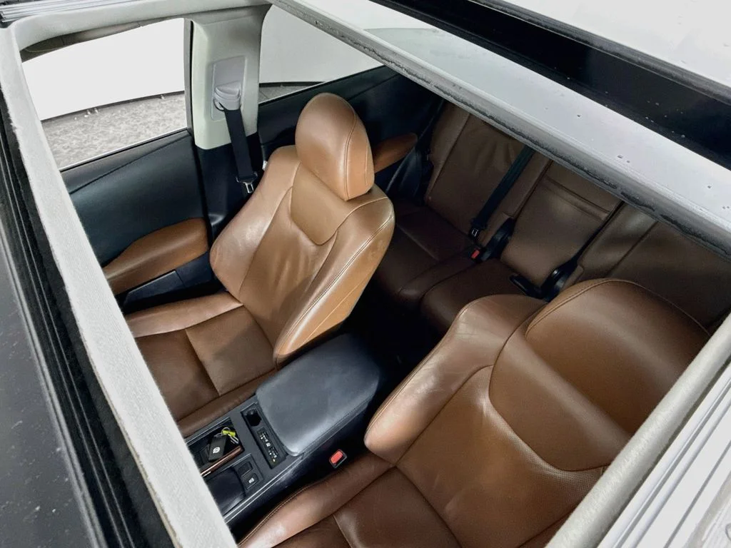 Used 2015 Obsidian Lexus Base image 3
